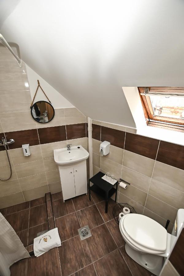 Vasko Panzio Borpince Bed & Breakfast Tokaj Bagian luar foto