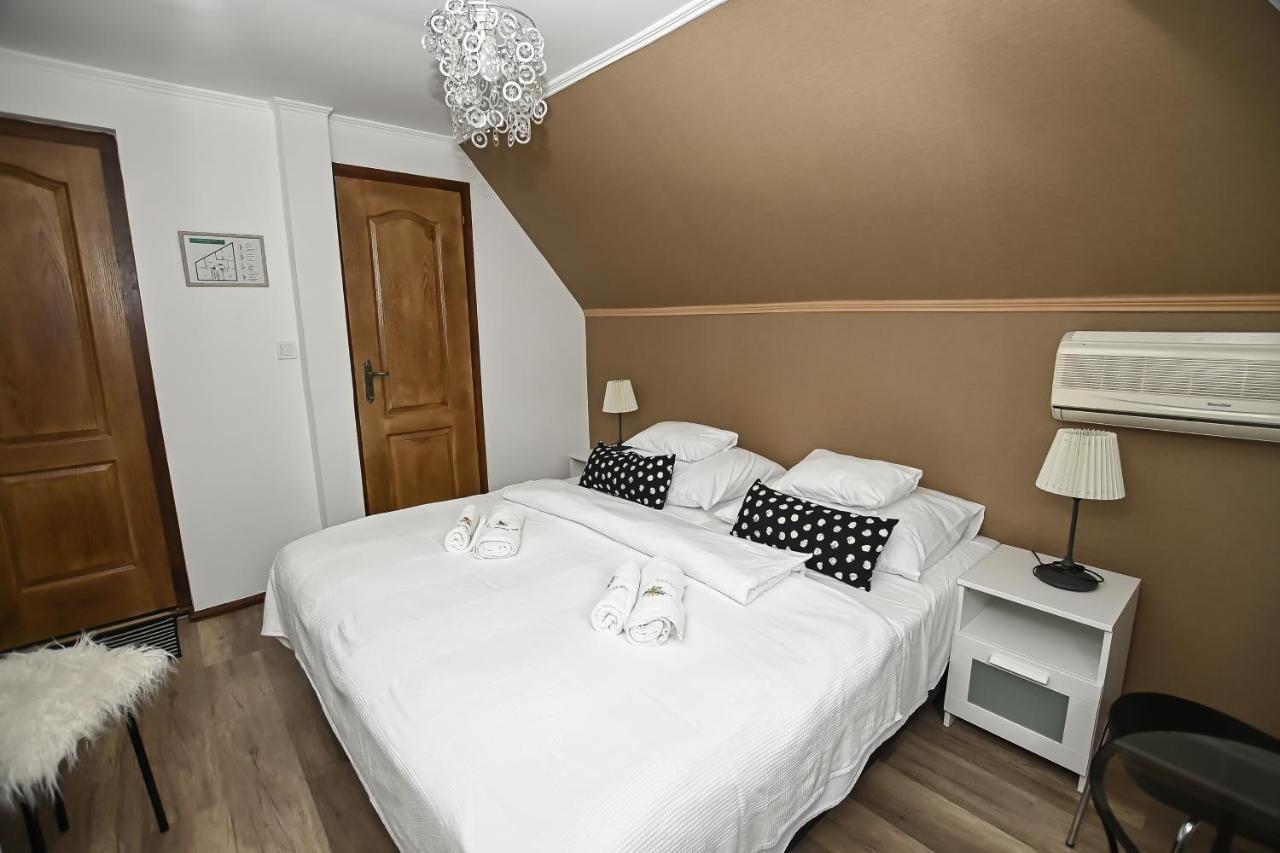 Vasko Panzio Borpince Bed & Breakfast Tokaj Bagian luar foto