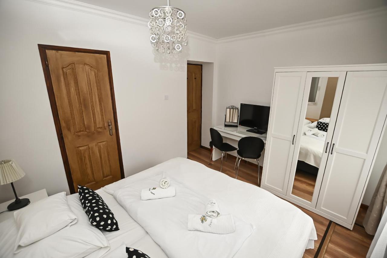 Vasko Panzio Borpince Bed & Breakfast Tokaj Bagian luar foto